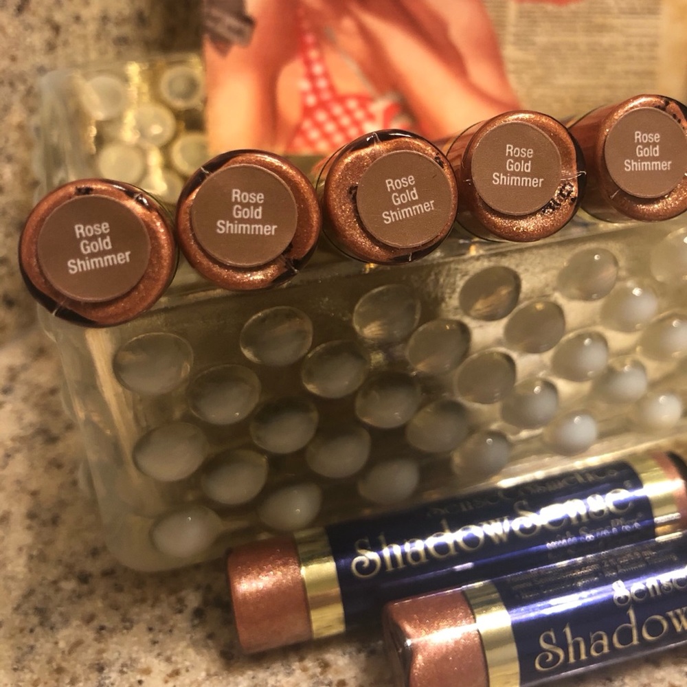 Rose Gold Shimmer Shadowsense eyeshadow - new